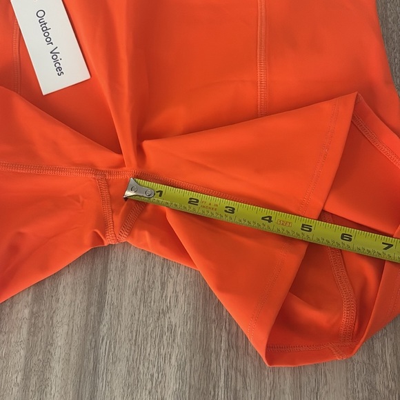 NWT Outdoor Voices SuperForm 5” Logo Waist Bike Shorts Neon Orange Size Small - Picture 7 of 7
